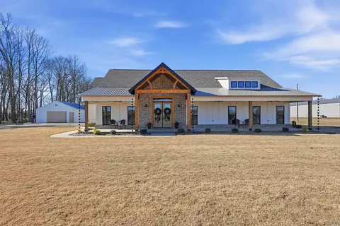24 Downwind Ave, Greenbrier, AR 72058