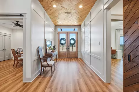 Entry Way - 24 Downwind Ave, Greenbrier, AR 72058 photo 1 of 2