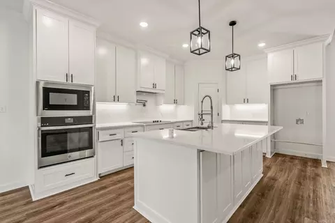 Kitchen - 1 Moonlight, Morrilton, AR 72110 photo 2 of 6