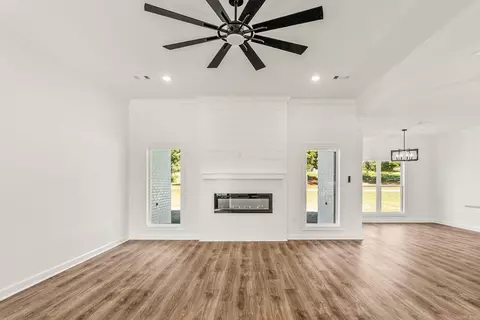 Living - 1 Moonlight, Morrilton, AR 72110 photo 1 of 2