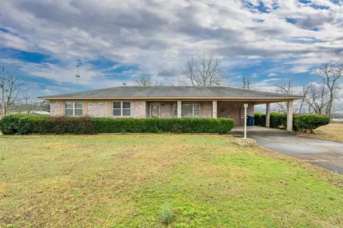 Exterior - 1524 Pinehurst Dr, Malvern, AR 72104 photo 1 of 8