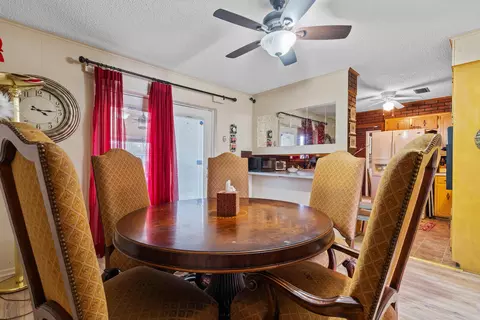 Dining - 1524 Pinehurst Dr, Malvern, AR 72104 photo 1 of 3