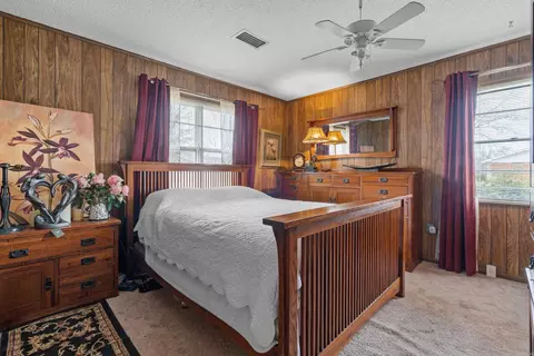 Bedroom - 1524 Pinehurst Dr, Malvern, AR 72104 photo 1 of 4