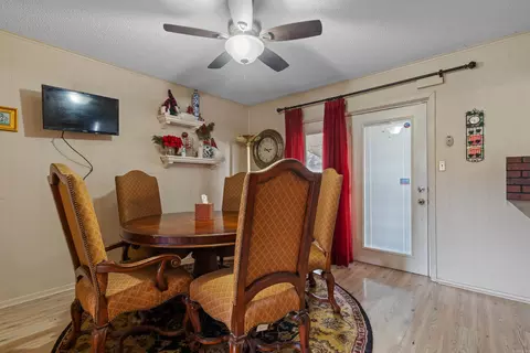 Dining - 1524 Pinehurst Dr, Malvern, AR 72104 photo 2 of 3