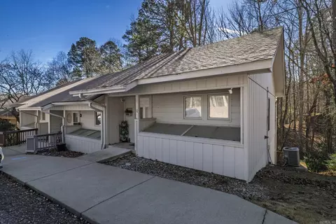 1 Gailosa Ln, Hot Springs Village, AR 71909
