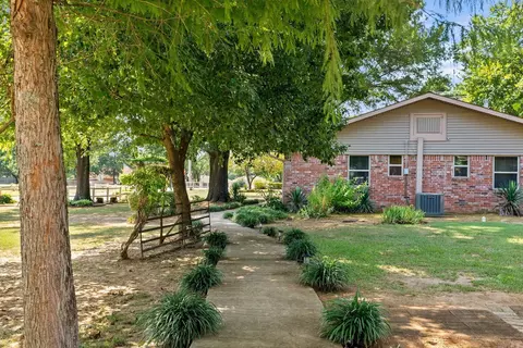 Exterior - 1 Cedar Oaks Dr, Conway, AR 72032 photo 17 of 19