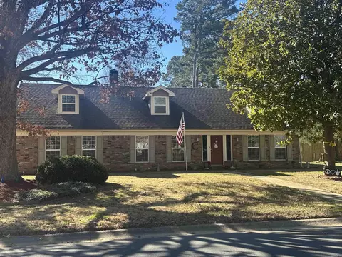 602 Foxwood Dr, Jacksonville, AR 72076