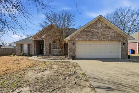 2003 Capewood Dr, Conway, AR 72032 photo 1