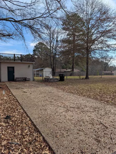 Exterior - 265 Watson St, Hampton, AR 71744 photo 2 of 5