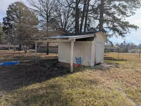 Exterior - 265 Watson St, Hampton, AR 71744 photo 4 of 5