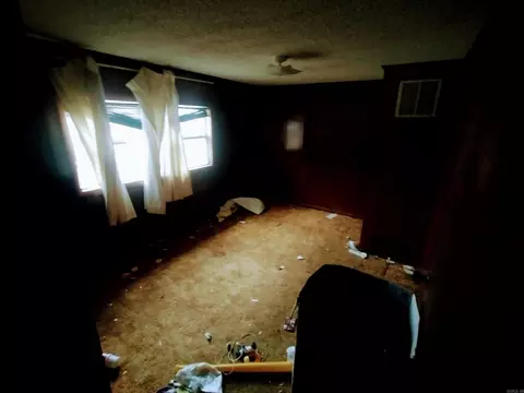 Bedroom - 00 Green Ave, Mountain View, AR 72560 photo 3 of 3