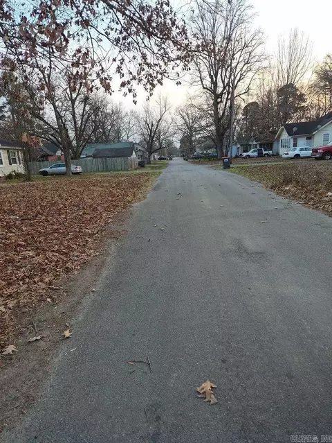 2100 S Mulberry St, Pine Bluff, AR 71603 photo 3