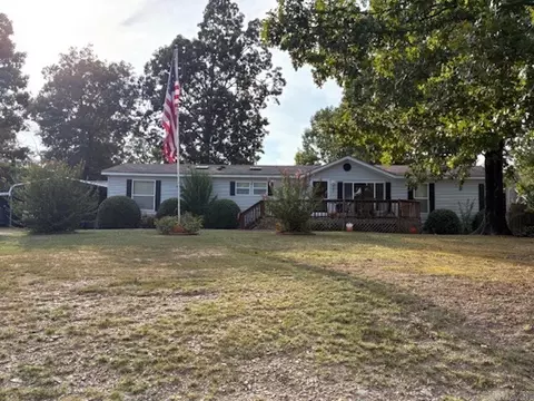 301 Birch St, Mount Ida, AR 71957