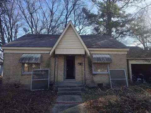 1509 S Walnut St, Pine Bluff, AR 71601