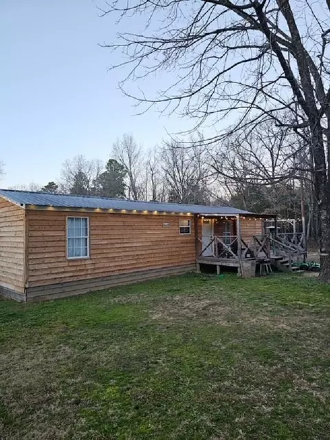 398 Millcreek Rd, Pleasant Grove, AR 72567