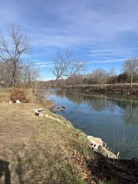 377 Springwood Ter, Hardy, AR 72542