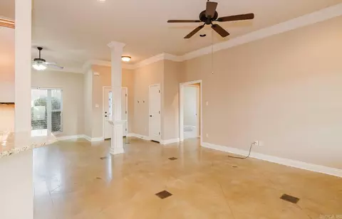 Living - 2721 Finley Loop, Bryant, AR 72022 photo 4 of 6