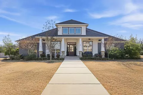 8 Persimmon Ridge Dr, Greenbrier, AR 72058