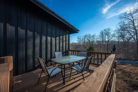 Exterior - 627 Mountain Crest Rd, Mountain View, AR 72560 photo 5 of 10