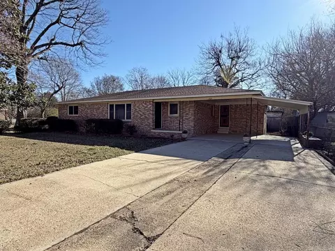 205 Central Ave, Bay, AR 72411