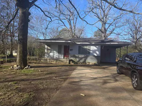 3220 Whitfield St, Little Rock, AR 72204