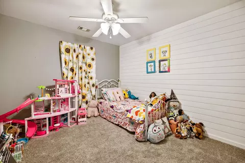 Bedroom - 13786 Cedar Glen Cv, Alexander, AR 72002 photo 2 of 3