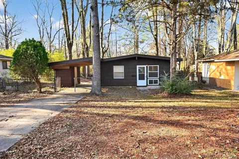 15 Hanover Dr, Little Rock, AR 72209