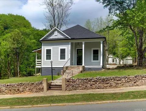 1612 W Grand Ave, Hot Springs, AR 71901