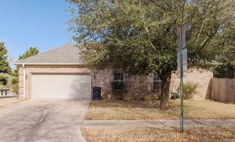 1100 Oak Glenn Loop, Bryant, AR 72022 photo 4