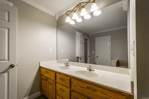 Bath - 100 Traway Ln, Edgemont, AR 72044 photo 3 of 5