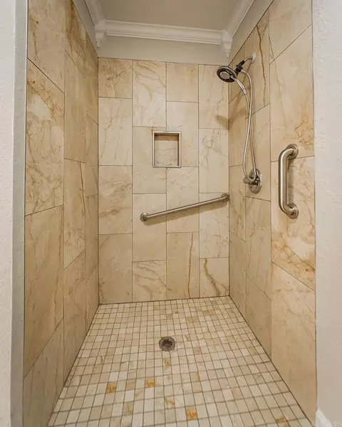 Bath - 100 Traway Ln, Edgemont, AR 72044 photo 2 of 5