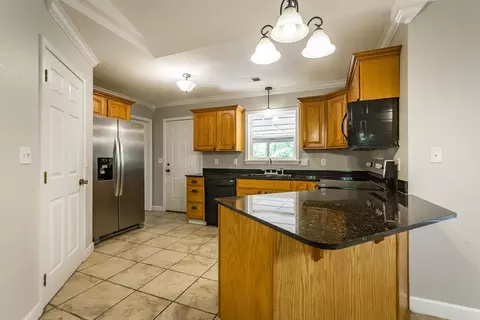 Kitchen - 100 Traway Ln, Edgemont, AR 72044 photo 1 of 4