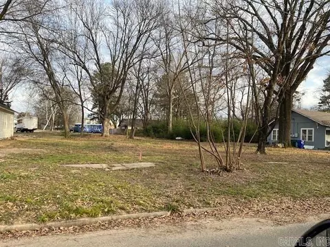 330 Ash St, Conway, AR 72034 photo 3