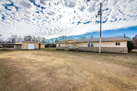 100 Simmons Rd, Leola, AR 72084