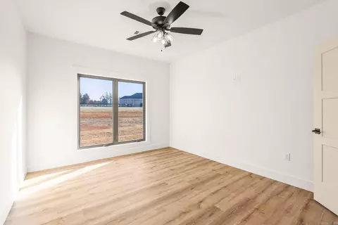 Bedroom - 3 Republican Loop, Greenbrier, AR 72058 photo 4 of 8