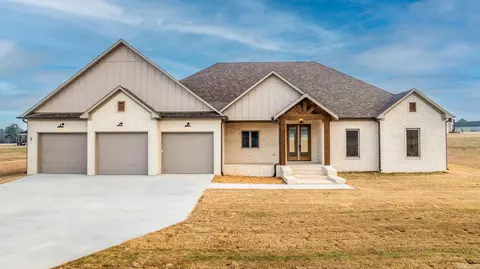 3 Republican Loop, Greenbrier, AR 72058