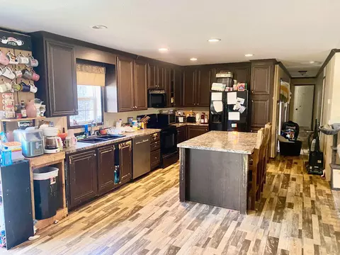 Kitchen - 9 Olivia Ln, Conway, AR 72032 photo 3 of 3