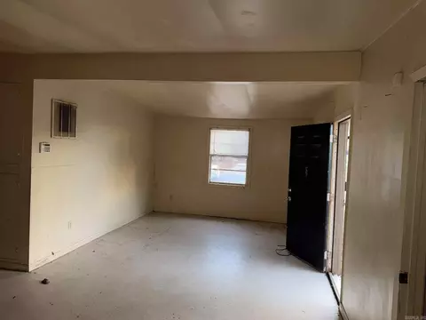 Living - 5910 W Malcomb St, Pine Bluff, AR 71602 photo 1 of 1