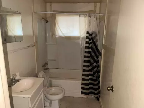 Bath - 5910 W Malcomb St, Pine Bluff, AR 71602 photo 3 of 3