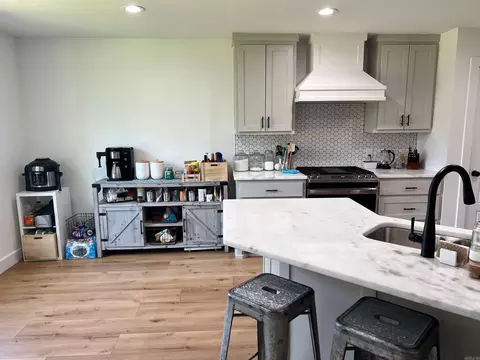 Kitchen - 114 Hayes St, Haskell, AR 72015 photo 2 of 7
