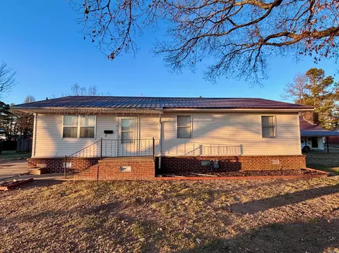 410 Elm St, Walnut Ridge, AR 72476