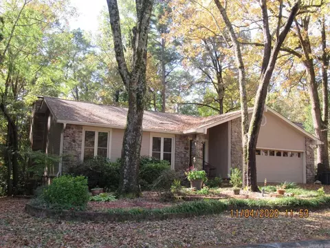 17003 Quail Run Dr, Little Rock, AR 72210