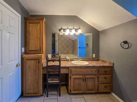 Bath - 511 6th St, Marked Tree, AR 72365 photo 9 of 12