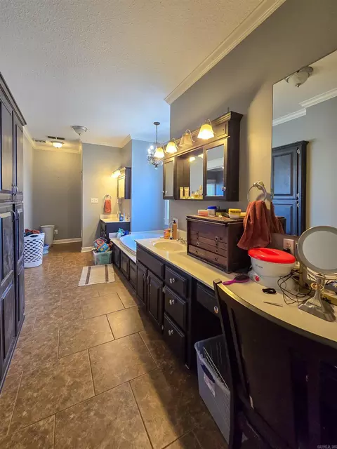 Bath - 511 6th St, Marked Tree, AR 72365 photo 6 of 12