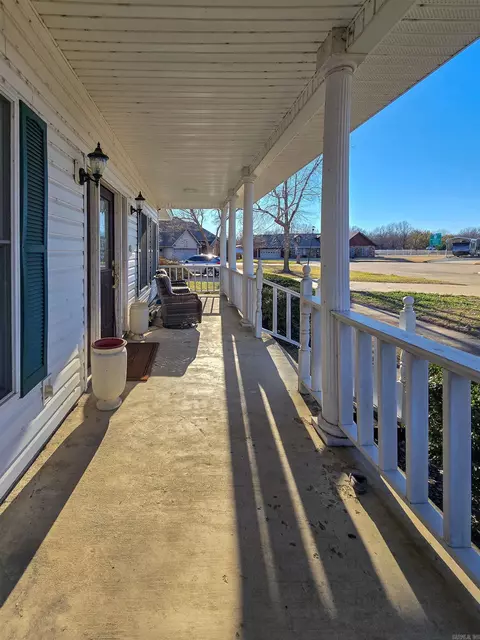 Exterior - 511 6th St, Marked Tree, AR 72365 photo 5 of 6