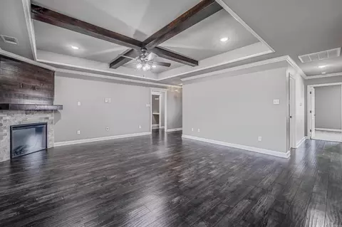 Living - 34 Cimarron Cir, Cabot, AR 72023 photo 3 of 3