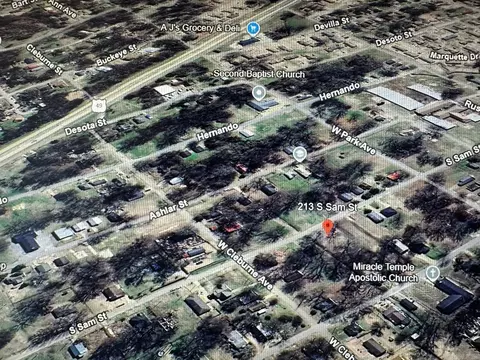 213 S Sam, West Helena, AR 72390