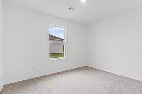 Bedroom - 12 Buckshot Dr, Ward, AR 72176 photo 5 of 6