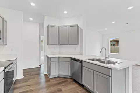 Kitchen - 12 Buckshot Dr, Ward, AR 72176 photo 3 of 3