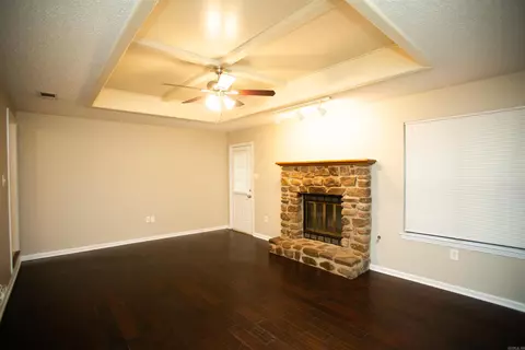 10 Willow Oak Loop, Maumelle, AR 72113 photo 3